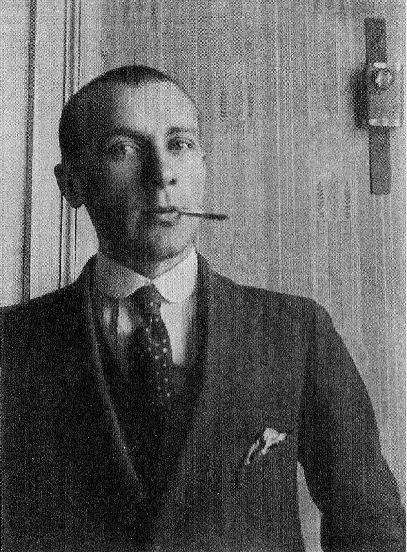 Vietato parlare agli sconosciuti “Il maestro e Margherita” di Michail Bulgakov